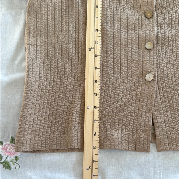 Kate Hill Tan Linen Silk Button-Down Blazer Jacket - Picture 5 of 7